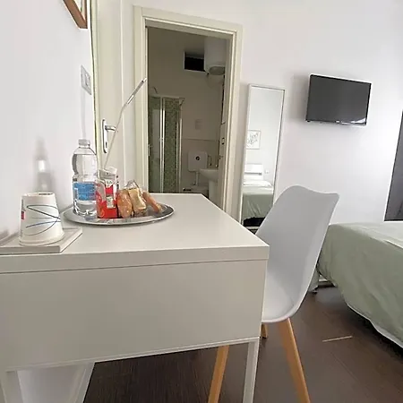 Domus Corso Umberto 18 B&B-2